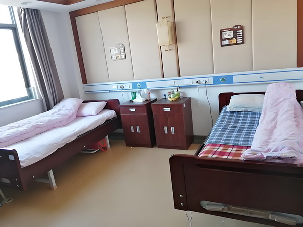 男子3元中大乐透1256万改善生活孝敬父母-图